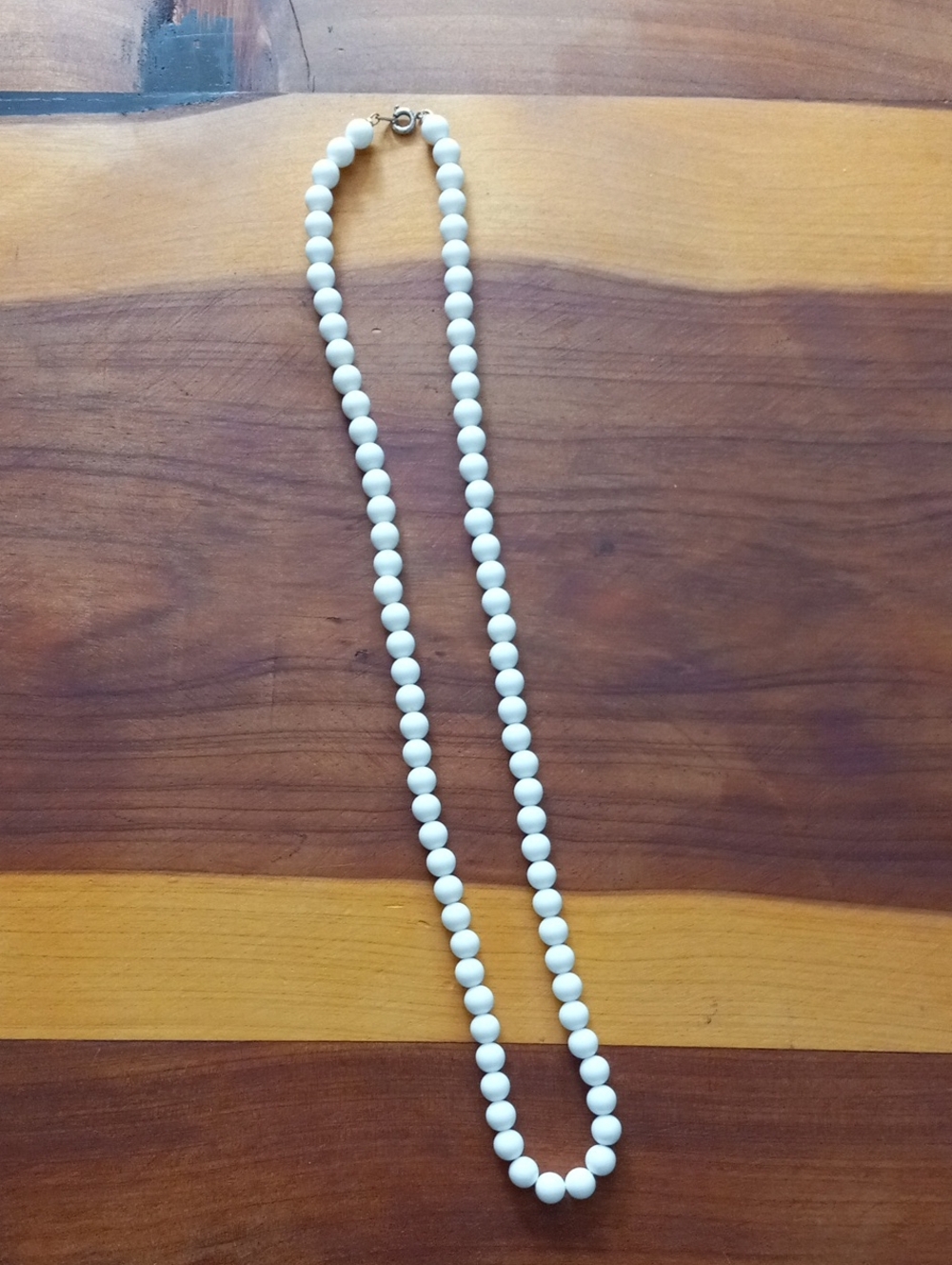 Vintage White Beaded Strand Necklace Smooth Round Beads